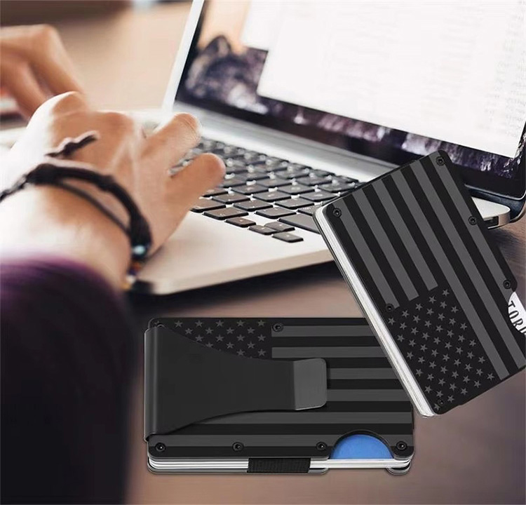 Minimalist American Flag Metal RFID Wallet (6) Minimalist American Flag Metal RFID Wallet (6)