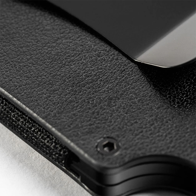 Leather RFID Card Holder Wallet with Clip (8) Leather RFID Card Holder Wallet with Clip (8)