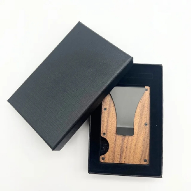 Minimalist Walnut Wood RFID Blocking Card Holder (1)