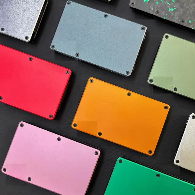 OEM Machined Titanium Aluminum RFID Blocking Cardholder